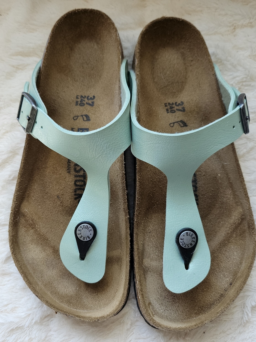Birkenstock Gizeh Mint Green Thong Sandals - Picture 3 of 4
